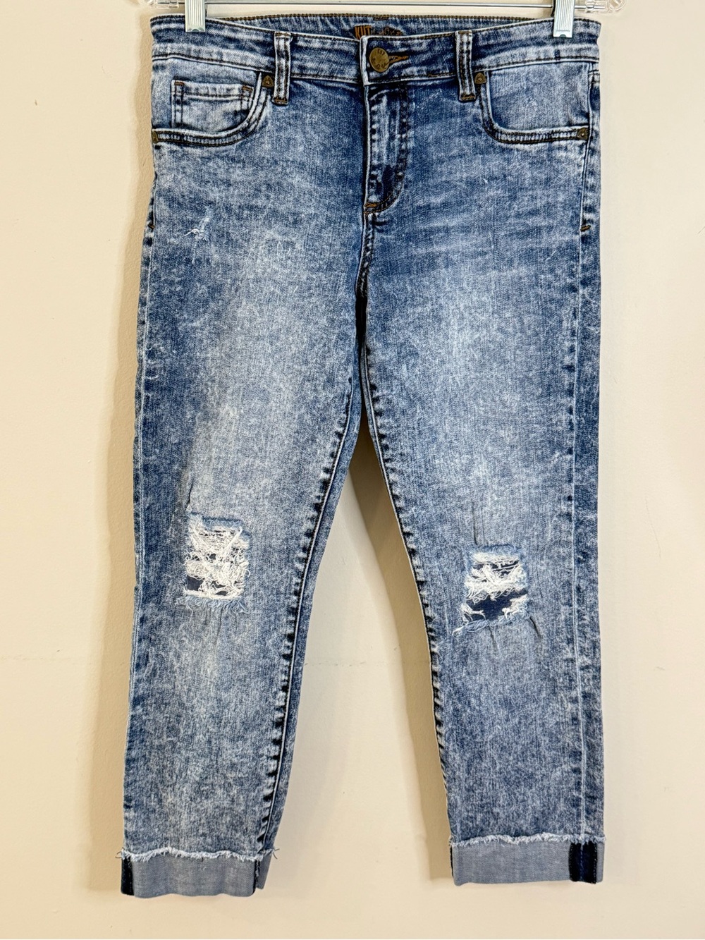 Kut from the Kloth crop acid washed distressed jeans rolled hem SZ 6